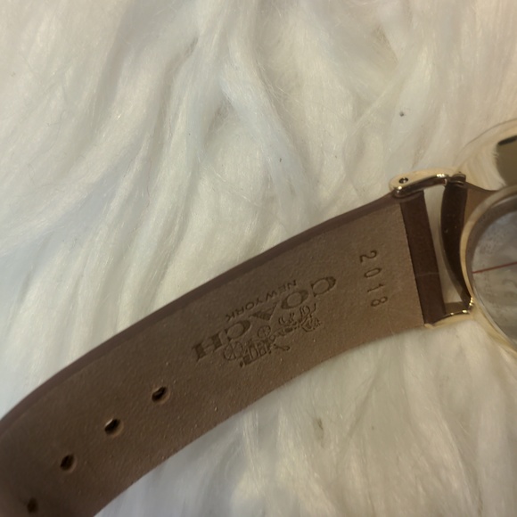 Coach new York gold tone 18 band - Picture 4 of 7
